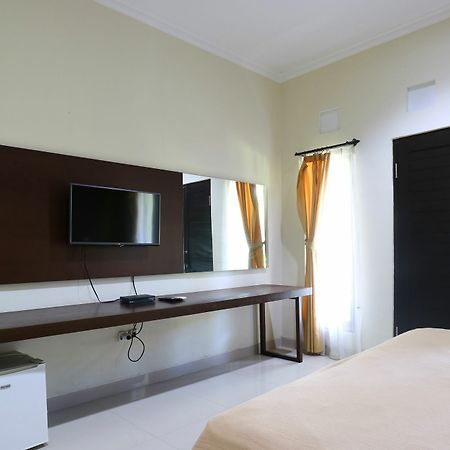 Gm Lovina Hotel Екстериор снимка