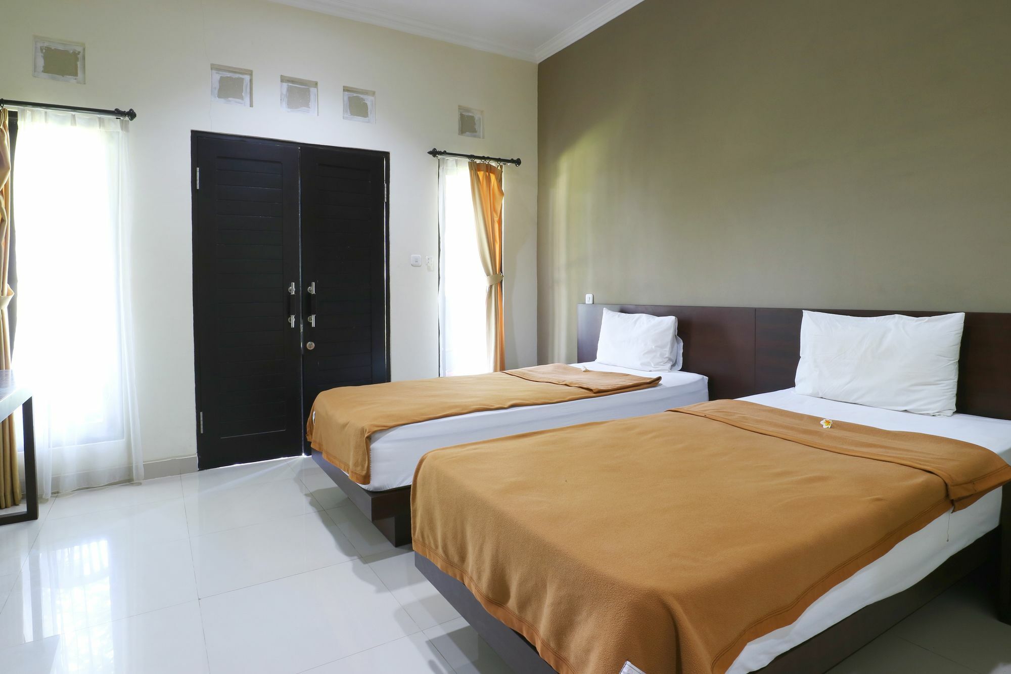 Gm Lovina Hotel Екстериор снимка