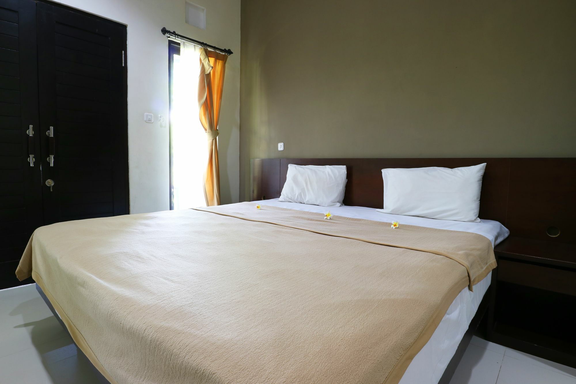 Gm Lovina Hotel Екстериор снимка