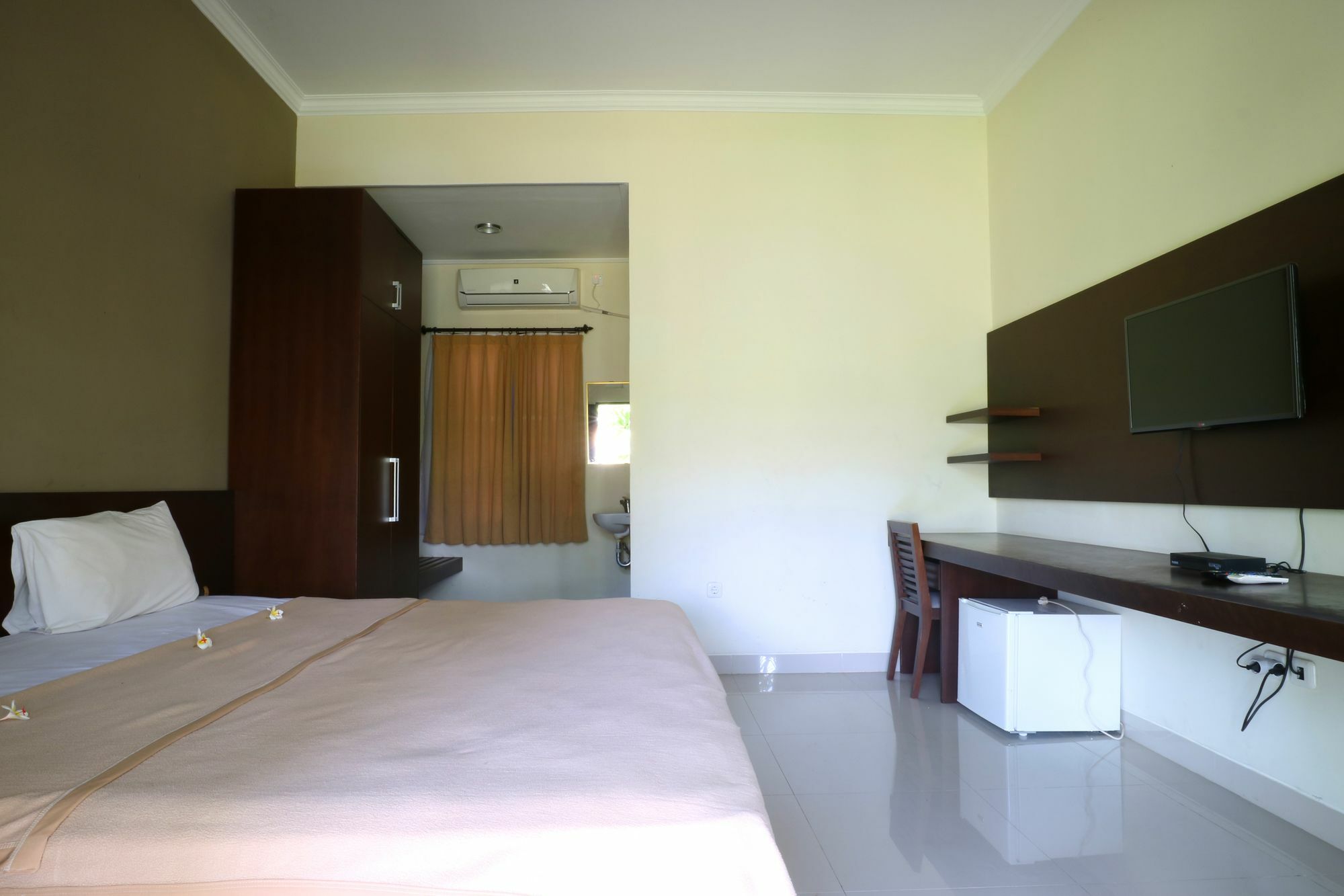 Gm Lovina Hotel Екстериор снимка