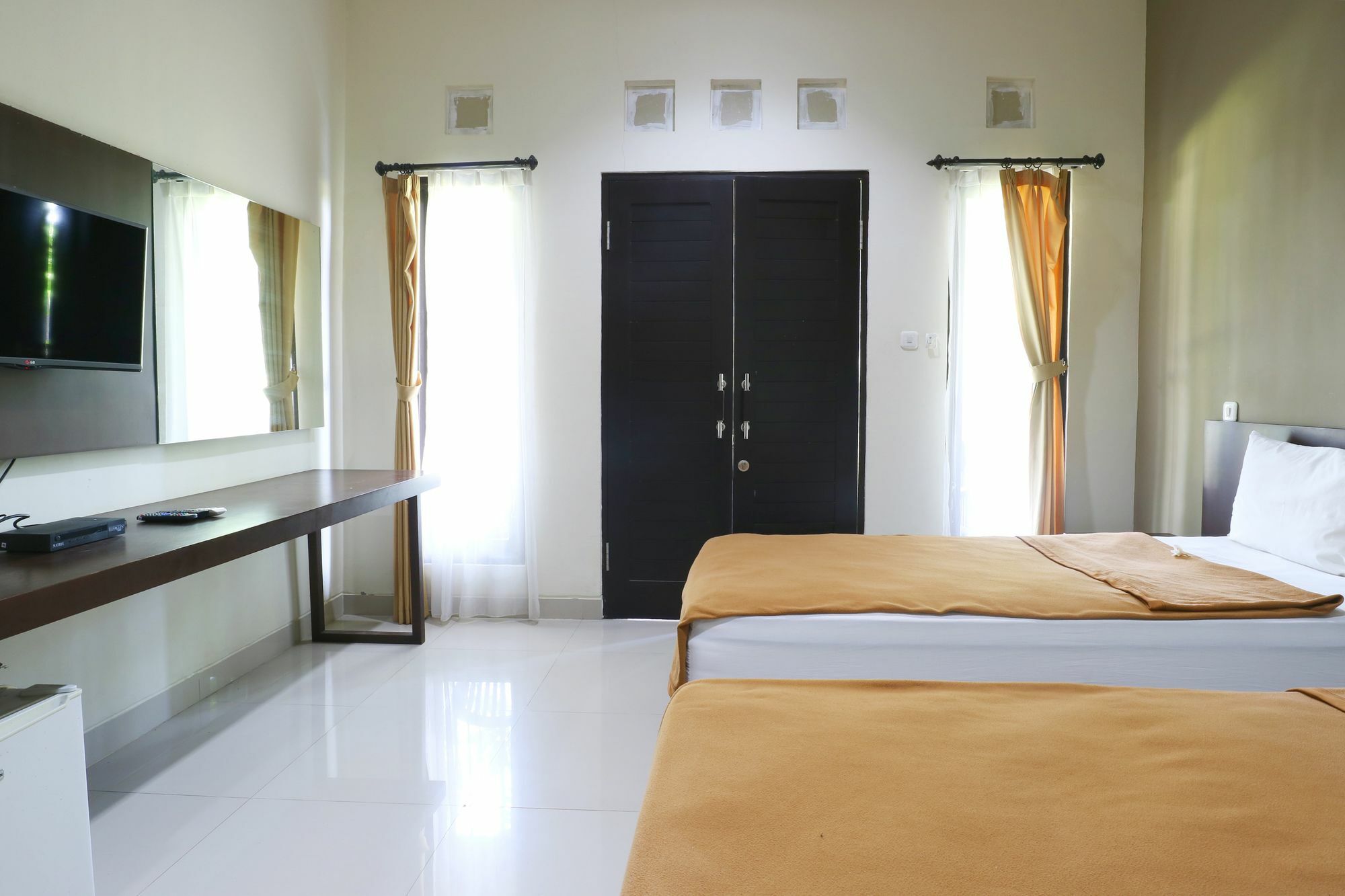 Gm Lovina Hotel Екстериор снимка
